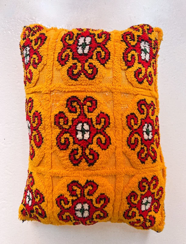 Kalaat M'Gouna's Vintage Pillow - Spider, Yellow